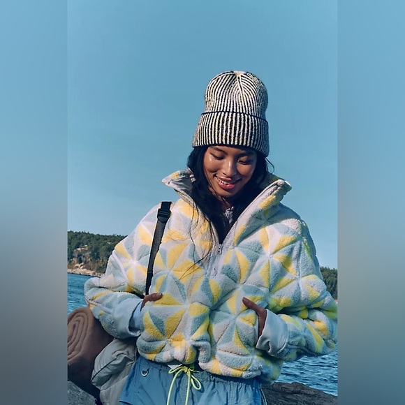 New sold out free people Mountain High 3D Printed 1/2 Zip Fleece - Picture 2 of 4